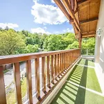 Holiday home Familial A - Nature, Terrasses & Jardin Clos, Vue Vallee, Foret