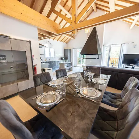 Holiday home Les Terrasses De L'Esch - Ideal Famille - Espace Modernite & Confort - Terrasses Et Vue D'Exception - Clim Parking Wifi - Elite Premium Properties Services Jezainville