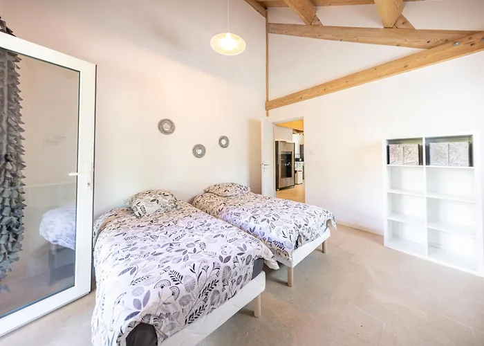 Familial A - Nature, Terrasses & Jardin Clos, Vue Vallee, Foret *