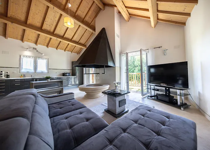 Familial A - Nature, Terrasses & Jardin Clos, Vue Vallee, Foret Дом отдыха *